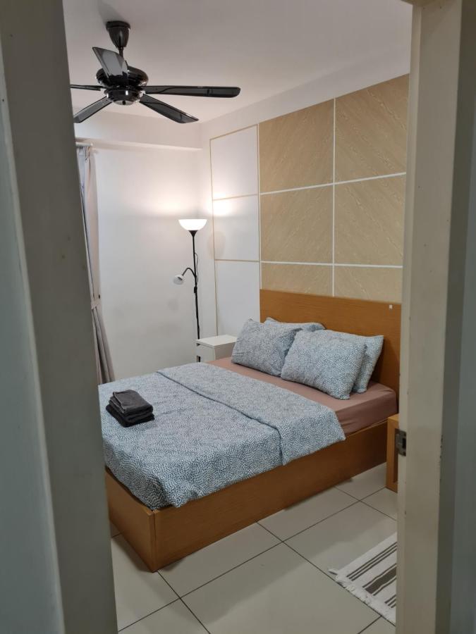 Lovely 3-Bedroom Serviced Apartment @ Cyberjaya Bagian luar foto